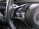 ★ステアリングにはオーディオコントロールスイッチが付いていますので、目線を正面から外すことが無く、また、ステアリングから手を離さずにオーディオ操作ができます♪