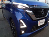 LEDヘッドライト&フロントフォグランプ装備されております!