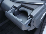 運転席側のドリンクホルダー