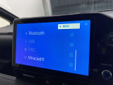 ブルートゥースに接続することにより、スマホに入ったお気に入りの音楽を車内で楽しむことができます♪あると本当に便利な機能になっています!