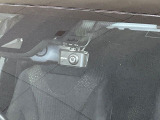 【ドライブレコーダー】ドライブレコーダー装備!走行中はもちろん、あおり運転や事故に遭遇した際、映像で記録し、万一のリスクに備えます。※記録用SDカードはお客様ご自身でご準備いただく必要があります。