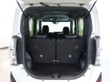 広々としたラゲージスペースを備えています。ライフスタイルに合わせていろいろな物を積み込めます!