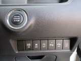 キーレスプッシュスタート。豊富な装備も魅力的!各機能の切り替えボタンは運転席から操作ラクラク。