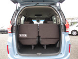 定員乗車時のラゲッジスペースです。