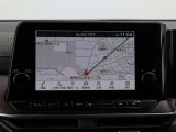 純正メモリーナビ装備です。