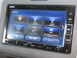 ナビゲーションはギャザズメモリーナビ(VXM-234VFi)を装着しております。AM、FM、CD、DVD再生、Bluetooth、音楽録音再生、フルセグTVがご使用いただけます。