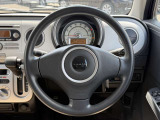 ステアリングも使用感が少なく、きれいな状態となっております♪