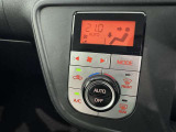 オートエアコンで快適な室内です。
