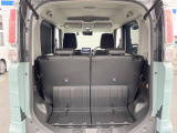 普段のお買い物や通勤、送迎等に十分な荷室スペースを確保しております。セカンドシートを倒すと、大きな荷物の積載も可能です♪
