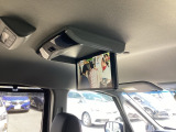 リア席モニター装備です。後部座席のお子様を退屈させません♪