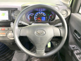 ステアリングも使用感が少なく、きれいな状態となっております♪