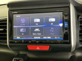 AVメニューはご覧の通り、様々なコンテンツに対応、ドライブを楽しく演出できます。詳しくはスタッフへお尋ねください