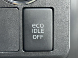 【アイドリングストップ】赤信号や渋滞で停車した際にエンジンを停止し、無駄な燃料の消費を抑えます。燃費向上や環境保護につなげる機能♪エンジンはブレーキを離せば再始動します。