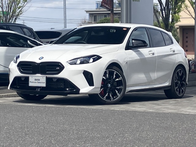 1シリーズ M135 xドライブ 4WD 