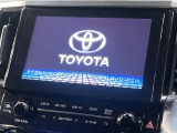 【純正ナビ】人気の純正ナビを装備しております。ナビの使いやすさはもちろん、オーディオ機能も充実!キャンプや旅行はもちろん、通勤や買い物など普段のドライブも楽しくなるはず♪