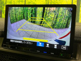 【バックカメラ】駐車時に後方がリアルタイム映像で確認できます。大型商業施設や立体駐車場での駐車時や、夜間のバック時に大活躍!運転スキルに関わらず、今や必須となった装備のひとつです!
