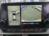 車を真上から画面で確認出来るアラウンドビューモニター♪画面を見ながら車庫入れが非常に楽になります!