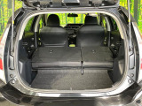 後席を格納すると、これだけの広さが!シーンに合わせたシートアレンジで、大きな荷物も積むことが出来ます♪
