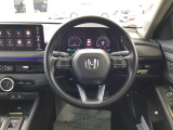 【Honda SENSING】いつもの道で、高速道路などで、安心・快適な運転を支援します。先進の安全運転機能システム搭載。