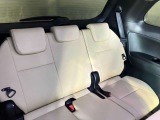【リアシート】フロントシートのみでなく、リアシートもきれいな状態です★ぜひ一度ご確認下さい★
