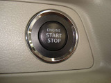 使い勝手の良いプッシュエンジンスターター装備♪鍵をカバンやポケットなどから取り出さずにエンジンを始動出来ます☆鍵を回す必要も探す必要もございません!