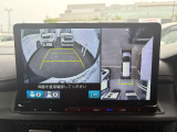 バックカメラも付いています! 運転が不慣れな方でも安心して駐車が可能です!
