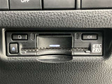 ETC車載器搭載しております。高速道路も料金支払いレーンに並ばず通過でき、とても便利です。ETCカードもお車購入時に入会する事ができます。お気軽にお問い合わせ下さい。