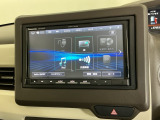 AVメニューはご覧の通り、様々なコンテンツに対応、ドライブを楽しく演出できます。詳しくはスタッフへお尋ねください