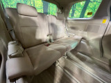 3列目シートはもちろん状態良好☆大人でもゆったりと座って頂けますので、大人数でのお出かけもラクラクです♪ご家族で、気の知れた仲間で、ドライブに行くのが楽しみですね♪