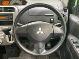 ステアリングも使用感が少なく、きれいな状態となっております♪