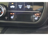 シートヒーター装備付き車!!座席に埋め込まれた電熱線によりシートを暖めることが出来る装備で、温められたシートは、寒い冬には最適です!!