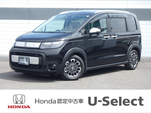 フリード 1.5 e:HEV クロスター