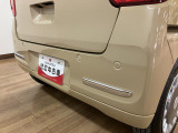 前後バンパーにはコーナーセンサーを装備!障害物などに近づくと車内にブザー音で知らせてくれます。