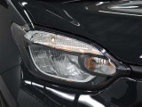 LEDヘッドライトには「オートマチックハイビームシステム」を搭載。夜間走行時にハイビームで走行可能と判断した場合、ロービームとハイビームを自動的に切り替え、前方視界確保をアシストします。