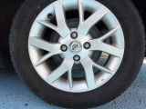 純正アルミホイール!!格好良くてホイールがあなたの愛車をいっそう輝かせます☆