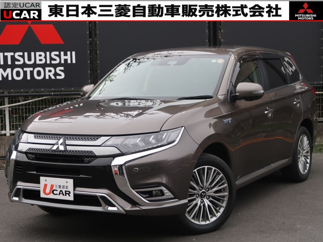 アウトランダーPHEV 2.4 G プラスパッケージ 4WD