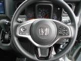 安全運転システムホンダセンシング装備!オーディオリモートコントロールボタン付き♪ハンドルを握ったまま操作できます☆