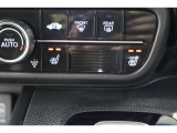 シートヒーター装備付き車!!座席に埋め込まれた電熱線によりシートを暖めることが出来る装備で、温められたシートは、寒い冬には最適です!!