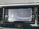 アラウンドビューモニター装備☆上から見たような画面で車庫入れも縦列駐車も安心です♪