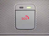 【SOSコール】急病時や危険を感じた時には、SOSコールスイッチを押してください。万が一の事故発生時には、エアバッグ展開と連動し自動通報されます。