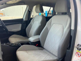 運転席、助手席シートヒーター装備。