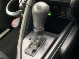 ■シフトレバー■動かしやすくかつ邪魔にならない位置に設置されています。