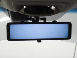 ◆デジタルインナーミラー◆後席の同乗者や荷物で視界が狭くなる時や、雨天時、夜間、夕暮れ時でもクリアで広い後方視界を確保し、走行時の安全運転をサポートします。