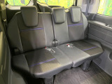 3列目シートはもちろん状態良好☆大人でもゆったりと座って頂けますので、大人数でのお出かけもラクラクです♪ご家族で、気の知れた仲間で、ドライブに行くのが楽しみですね♪