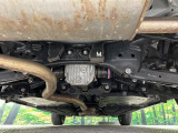 【本州仕入れ】のお車ですので、エンジンルームや下回りのサビも比較的少なく、お車を長く乗りたい方にぴったりの1台となっております♪