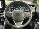 ステアリングも使用感が少なく、きれいな状態となっております♪