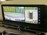 【アラウンドビューモニター】専用のカメラにより、上から見下ろしたような視点で360度クルマの周囲を確認することができます☆死角部分も確認しやすく、狭い場所での切り返しや駐車もスムーズに行えます。