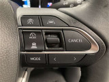 レーダークルーズコントロール(全車速追従機能付)付きです。車速に応じて追従支援してくれるので、ロングドライブも快適です。詳細は販売店スタッフまでおたずねください。