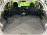 普段のお買い物や通勤、送迎等に十分な荷室スペースを確保しております。セカンドシートを倒すと、大きな荷物の積載も可能です♪