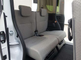 ゆとりある広々とした車内空間は、ドライブを始め買い物やレジャーなど、幅広く活躍します。一人でもみんなとでもお出かけを楽しみましょう!